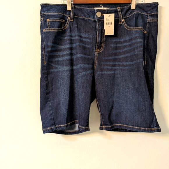 NWT Lane Bryant Shorts Essential Stretch Denim Jean Mid-Rise Bermuda Shorts, 16 - Picture 8 of 8